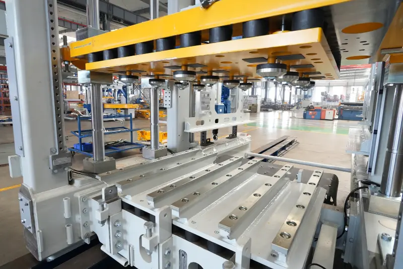 Deutsche Technologie in QGM Smart Brick-Produktionslinien